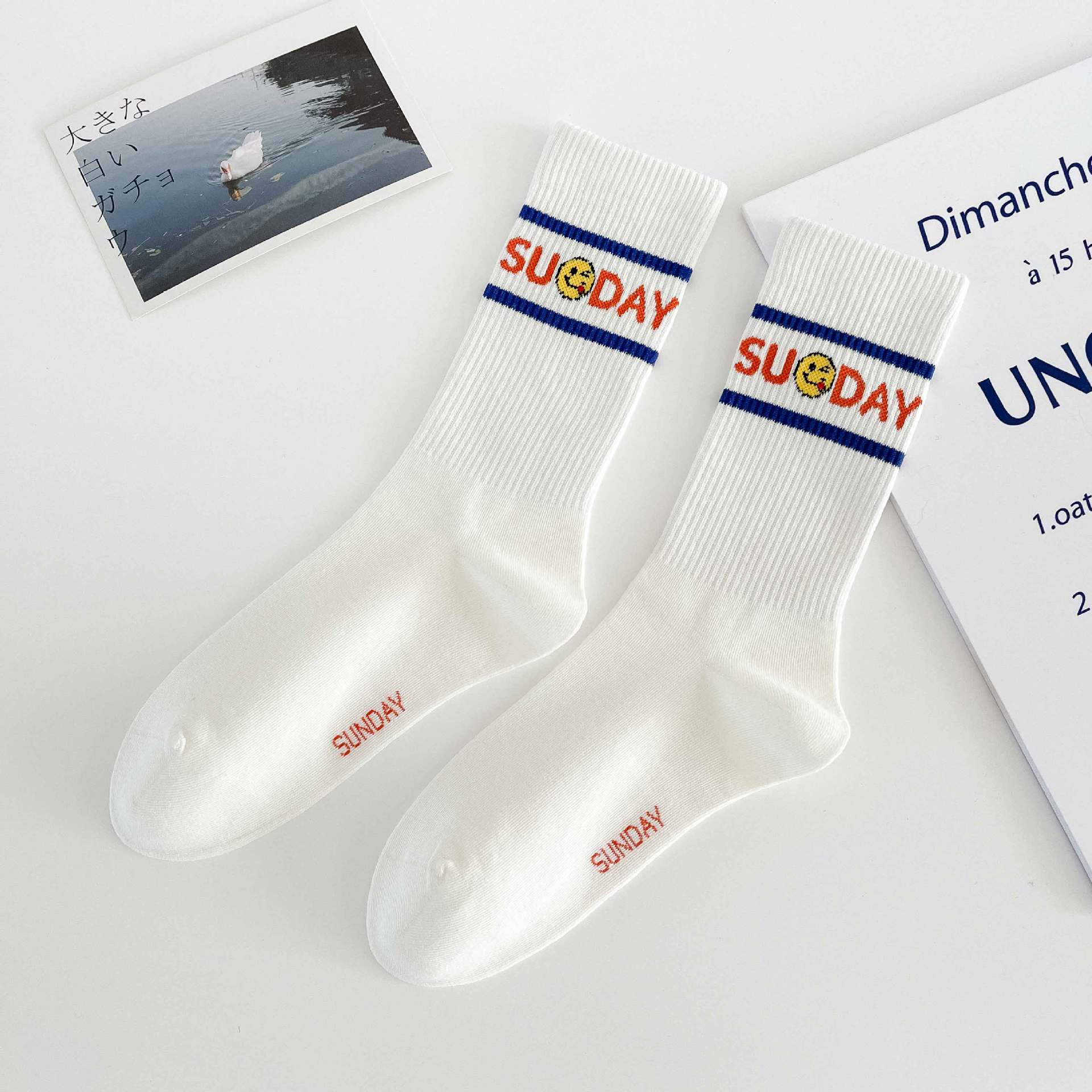 College Style Long Tube Sports Socks for Outer Wear