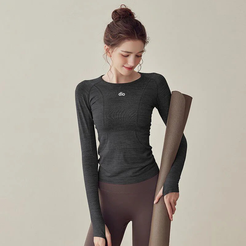 2026 New Women's Classics Long Sleeve Seamless Yoga Top Breathable Workout Shirt with Thumb Holes Fitness Gym Activewear