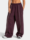 These women's leopard print yoga pants feature a stylish design with personality and texture. Made of highly elastic, skin-frien