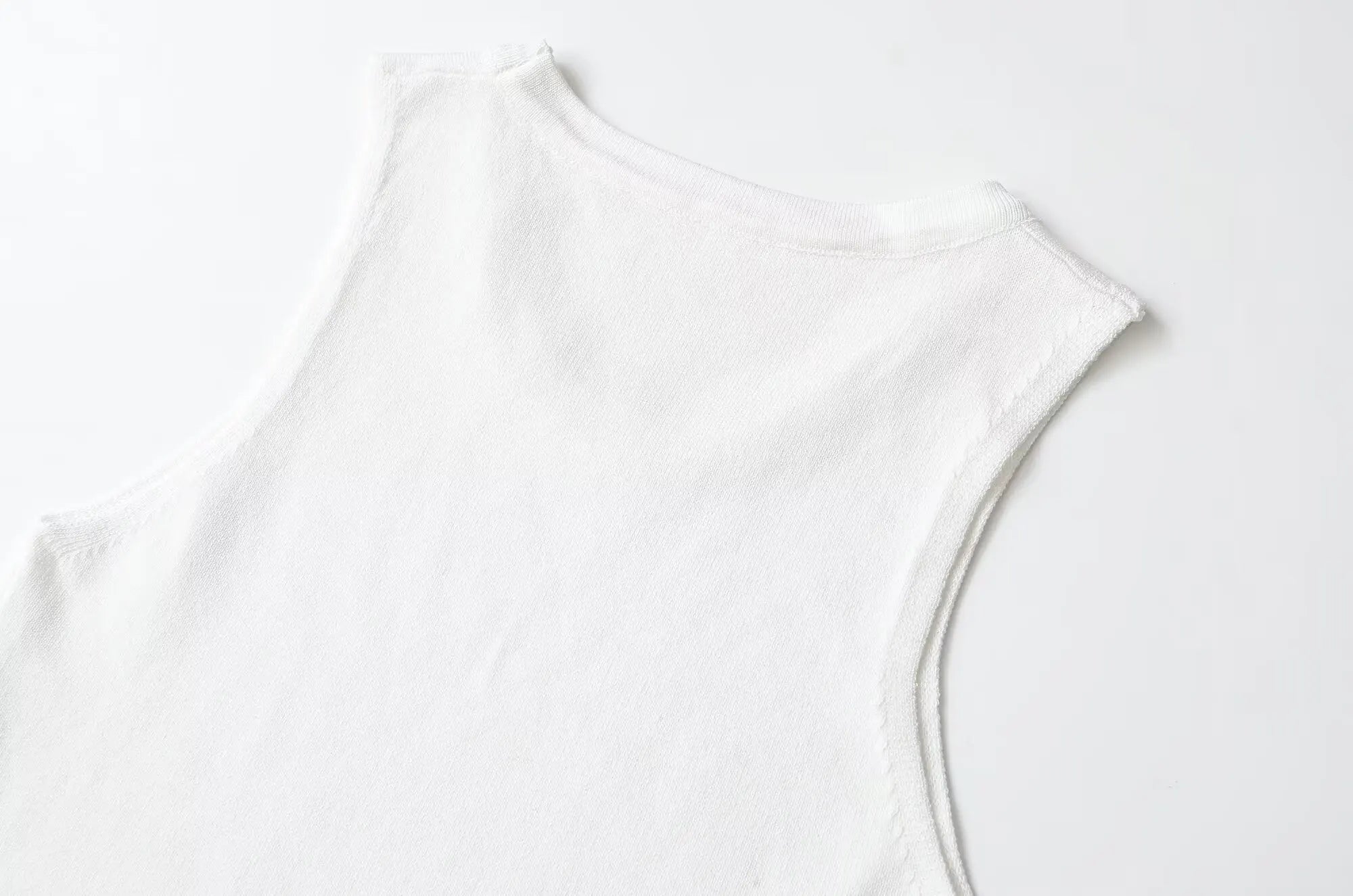 Women's Tank Tops Summer  Female Simple Solid Slimming O-Neck Casual Ribbed Sleeveless Tops Lady Daily Camisoles