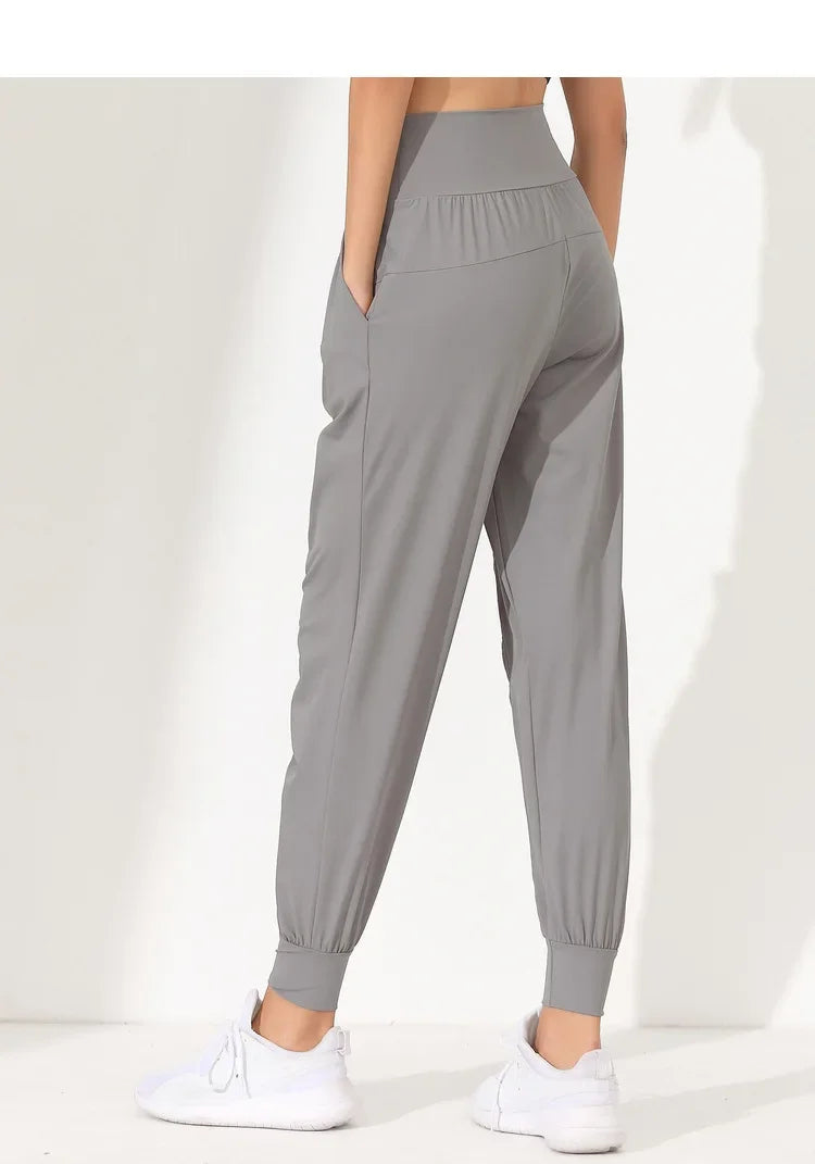 Yoga Pants Loose Slim Quick-Dry Yoga Pants Pleated Hem Bound Running Fitness Capris Pockets Jogging Pants Woman
