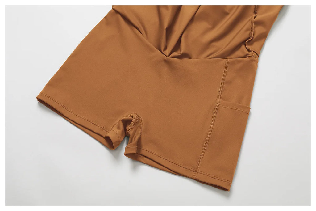 Tennis Dress with Shorts Underneath Pockets Strap Dress Sporting Tennis Outfit Women Gold Wear Sport Dresses Badminton Clothing
