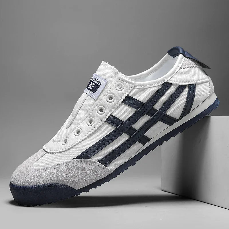 Men's Classic Running Shoes Tennis Shoes Lace Up Flat Bottom Sports Shoes Soft Sole Walking Shoes Breathable Couple Casual Shoes