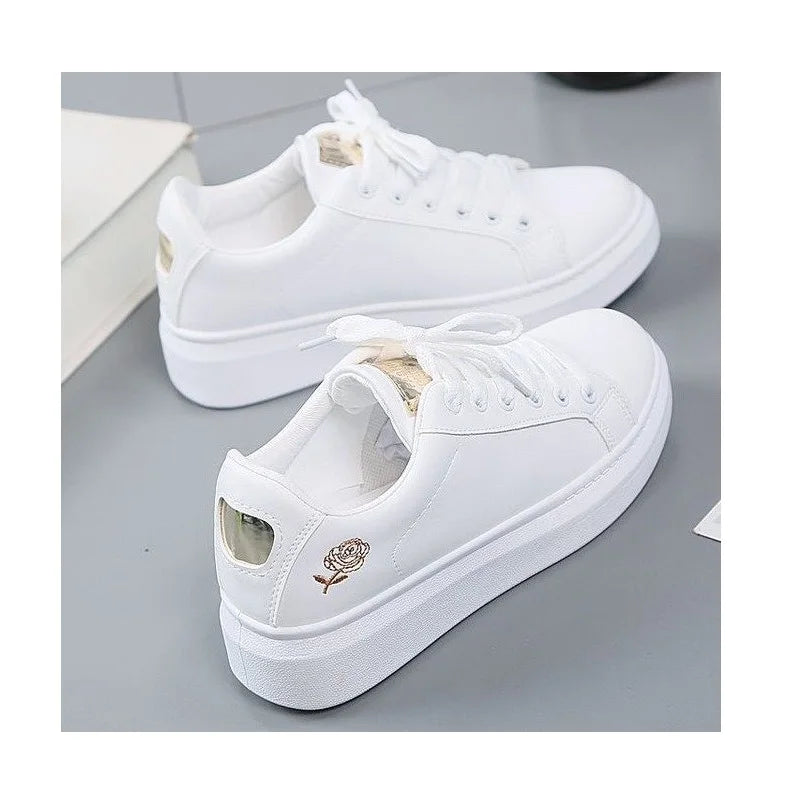 Spring Women Casual Shoes White Breathable Embroidered Flower Lace-Up Women Sneakers Fashion Korean version Women Tennis shoes