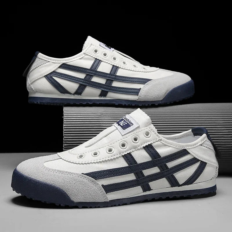 Men's Classic Running Shoes Tennis Shoes Lace Up Flat Bottom Sports Shoes Soft Sole Walking Shoes Breathable Couple Casual Shoes