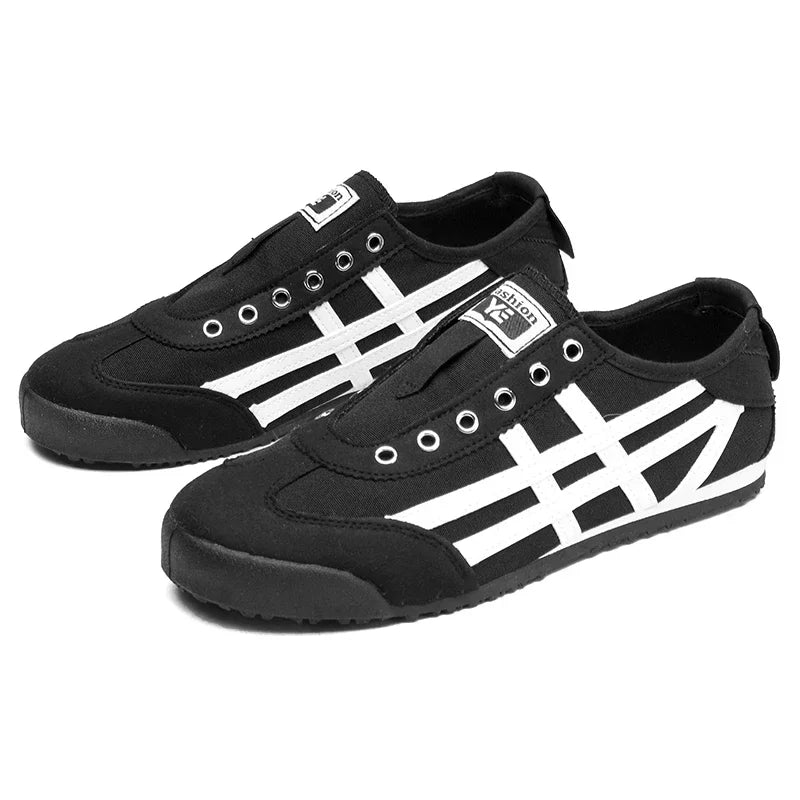 Men's Classic Running Shoes Tennis Shoes Lace Up Flat Bottom Sports Shoes Soft Sole Walking Shoes Breathable Couple Casual Shoes