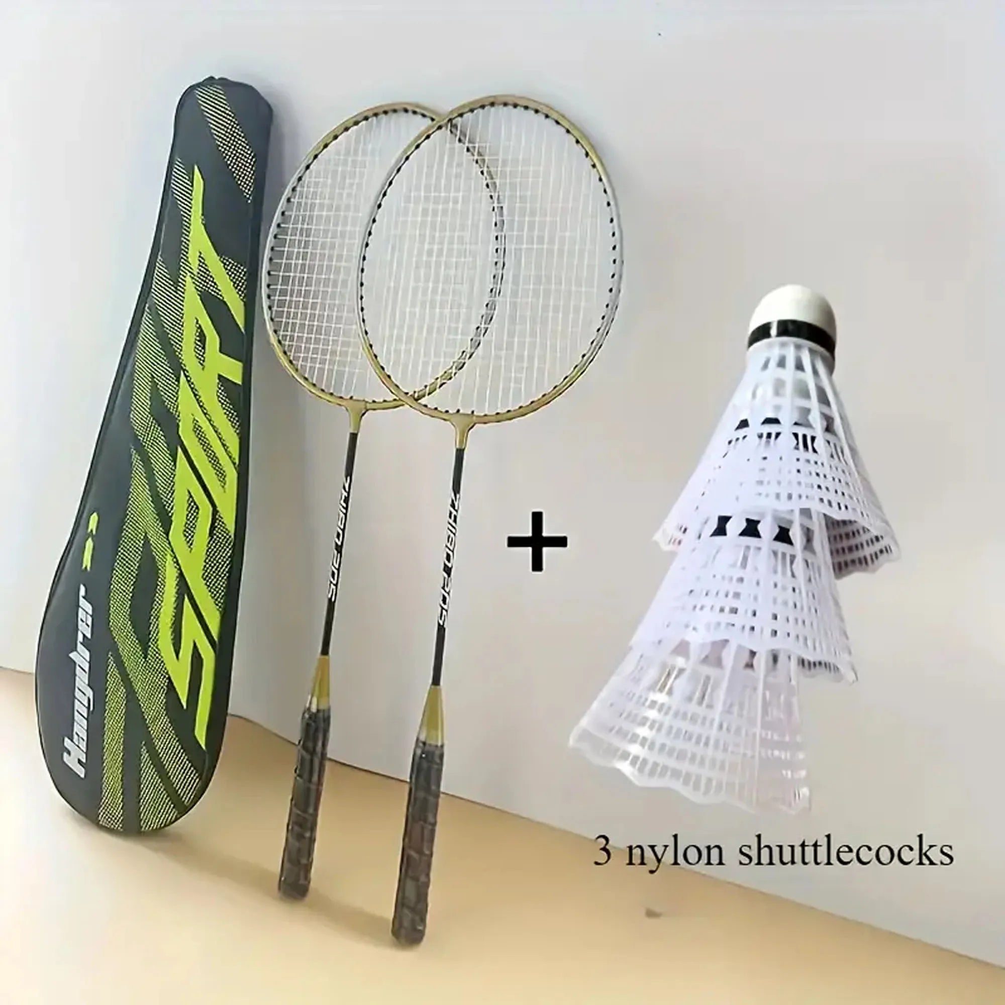 1 Set (2 Rackets + 3 Nylon Badminton Shuttlecocks + 1 Storage Bag) 205 Black Gold Split Badminton Racket, Lightweight and Durable, Sports Nylon Mesh Iron Alloy Split Double Racket